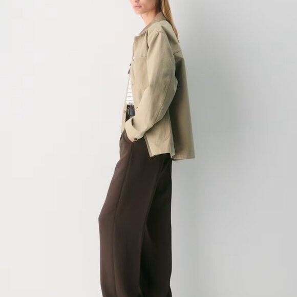 NWT Aritzia The Effortless Pant - Crepette Rich Mocha Brown 8 - Picture 3 of 7